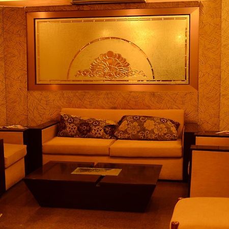 Hotel Asian International Nuova Delhi Esterno foto