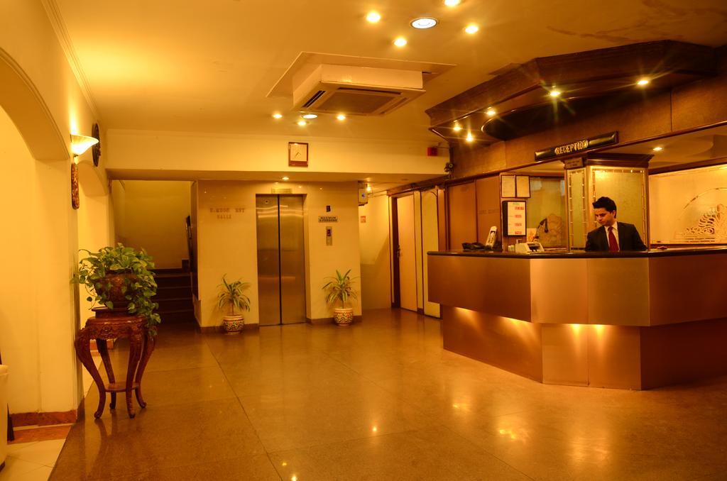 Hotel Asian International Nuova Delhi Esterno foto