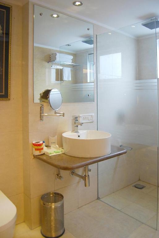 Hotel Asian International Nuova Delhi Esterno foto